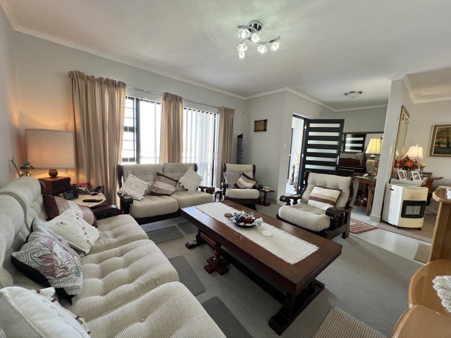 3 Bedroom Property for Sale in Jeffreys Bay Central Eastern Cape